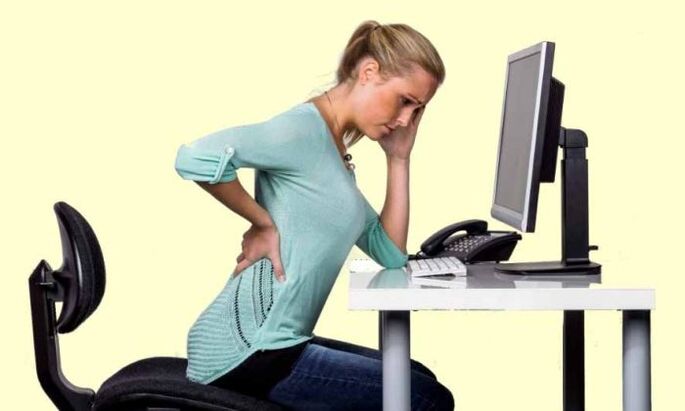 Working at a computer that increases joints