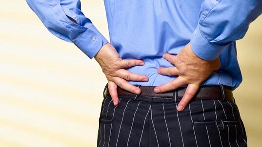 Symptoms and manifestations of lumbar osteoarthritis
